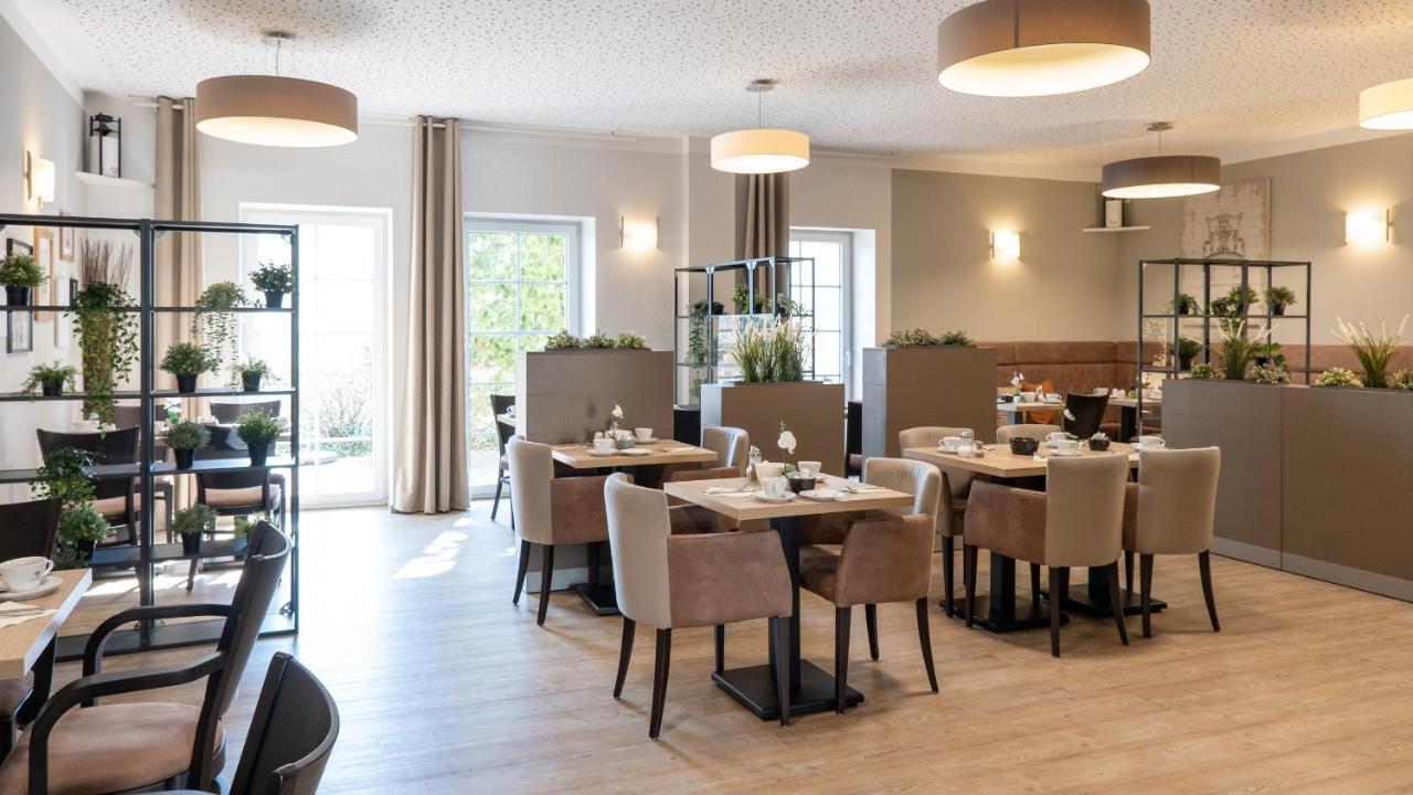 Hotel Am Uenglinger Tor Stendal Ngoại thất bức ảnh