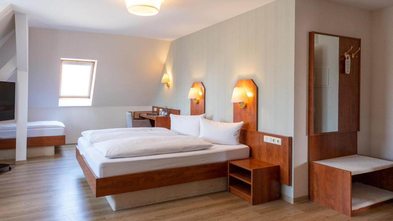 Hotel Am Uenglinger Tor Stendal Ngoại thất bức ảnh