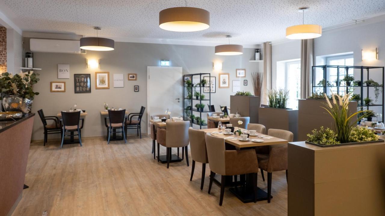 Hotel Am Uenglinger Tor Stendal Ngoại thất bức ảnh